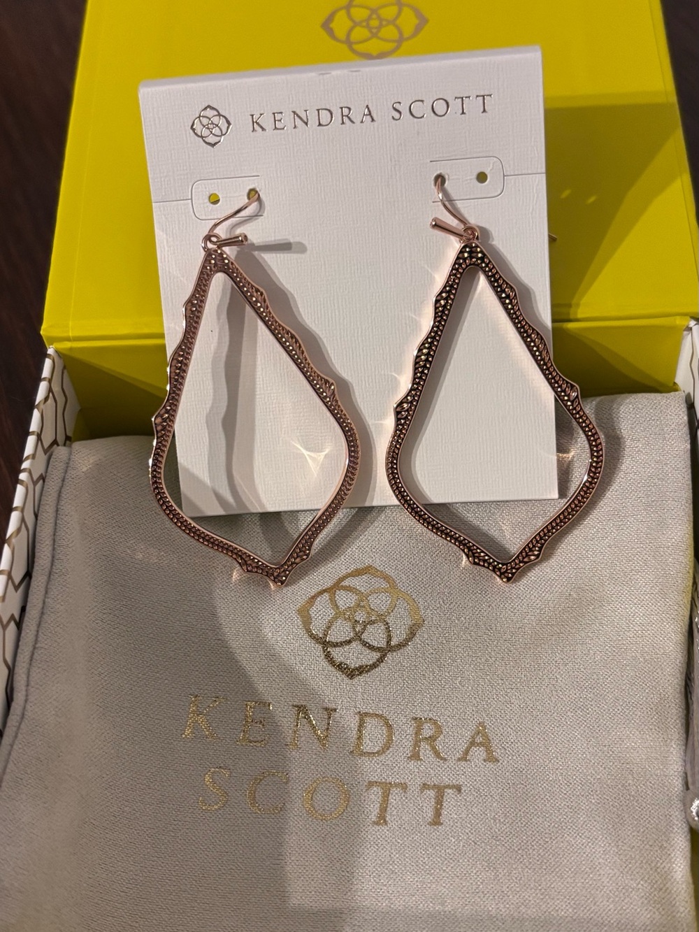 Kendra Scott Sophee Drop Earrings in Rose Gold NWT